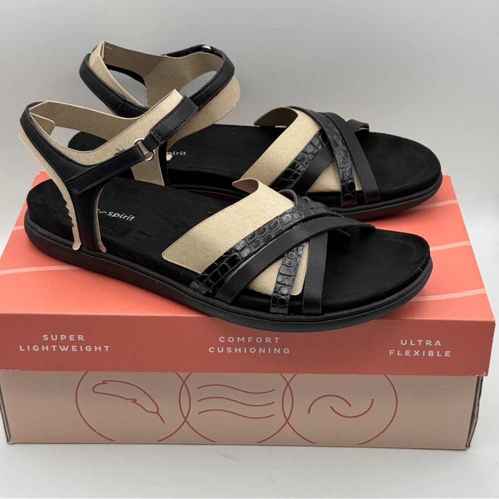 Easy Spirit Black and Beige Strappy Comfort Sandals